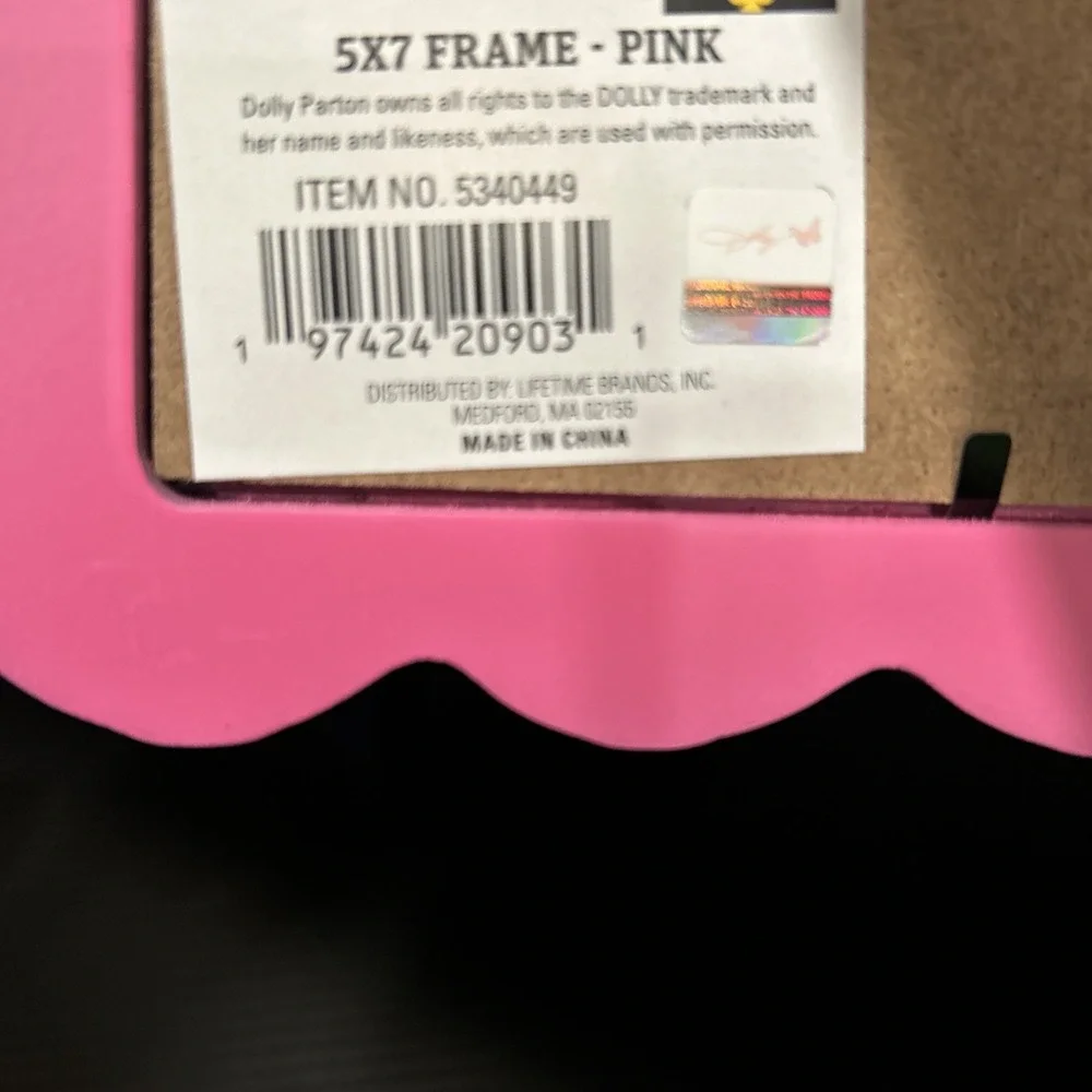 New Dolly Summer 2026 5x7‎ Picture Frame Pink With  Yellow Butterfly